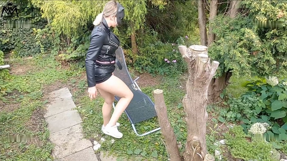 MyDirtyHobby - Wet-Wonder - Frecher Garten Piss